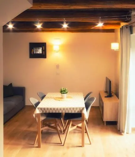 Camino De La Val Apartamento Borau