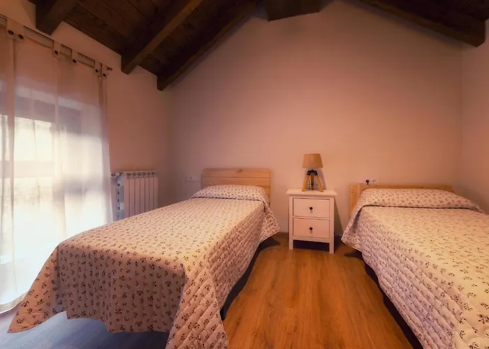 Camino De La Val * Borau