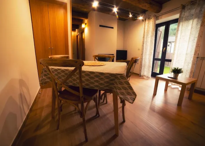 Camino De La Val Borau